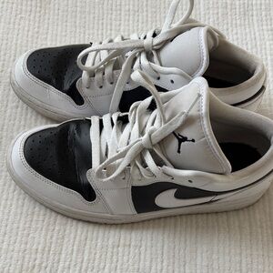 Nike Reverse Panda Sneakers - Black & White